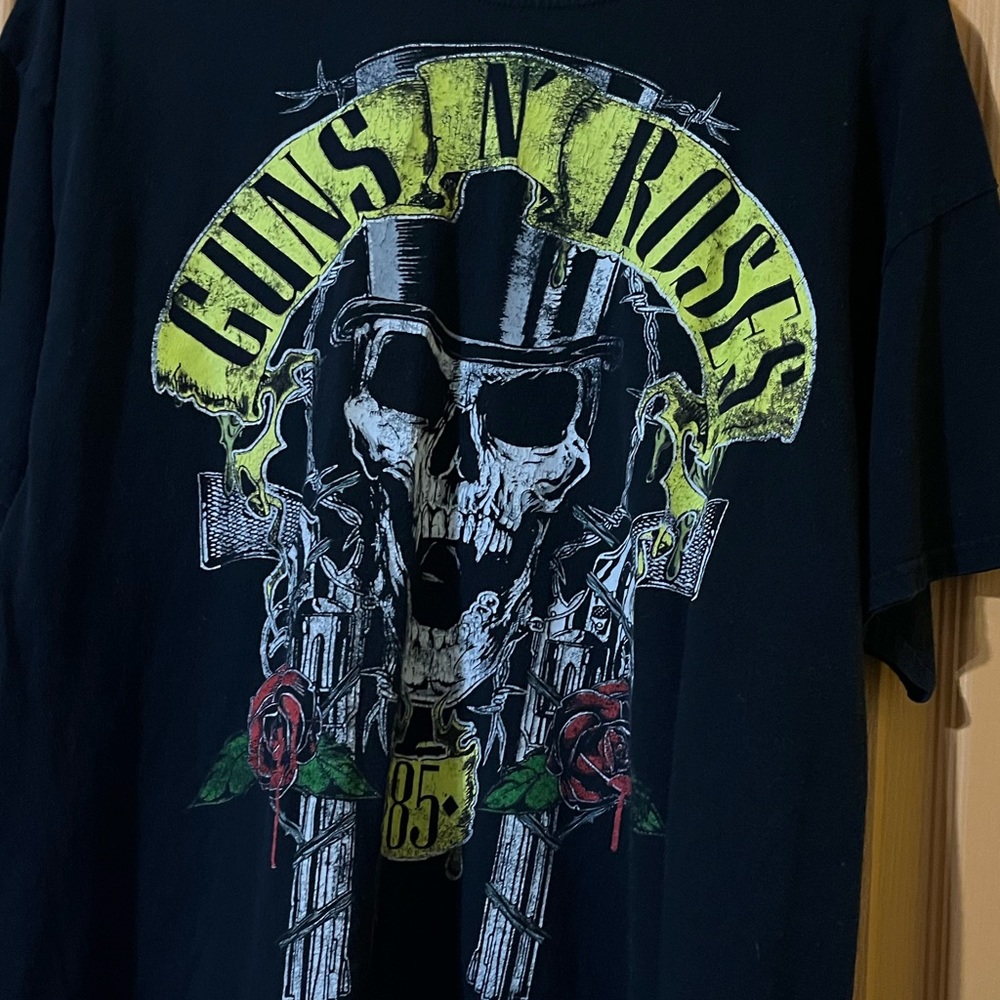 Guns N’ Roses graphic t